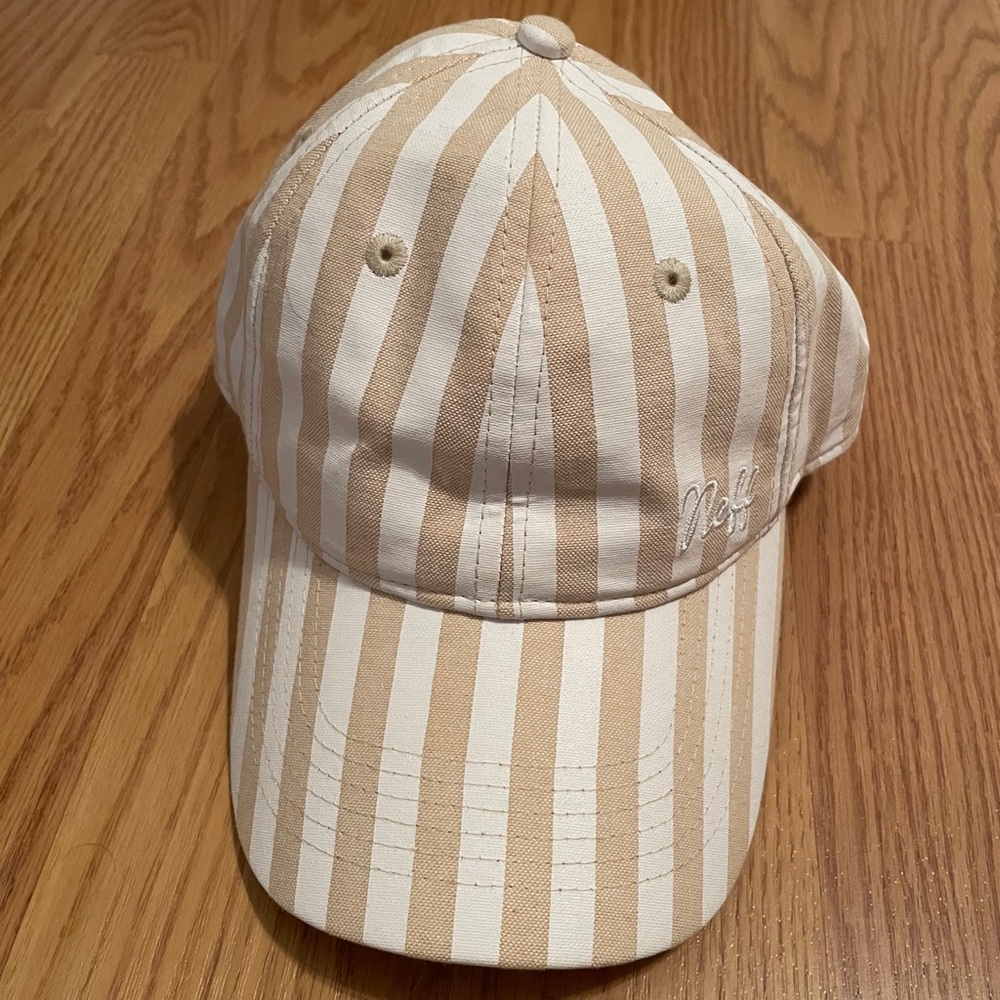 Neff hat